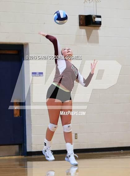 Thumbnail 2 in West Carteret vs Dixon (Joseph L. Beasley Spikefest) photogallery.