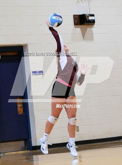 Thumbnail 2 in West Carteret vs Dixon (Joseph L. Beasley Spikefest) photogallery.