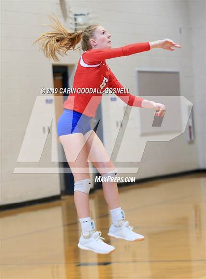 Thumbnail 3 in West Carteret vs Dixon (Joseph L. Beasley Spikefest) photogallery.