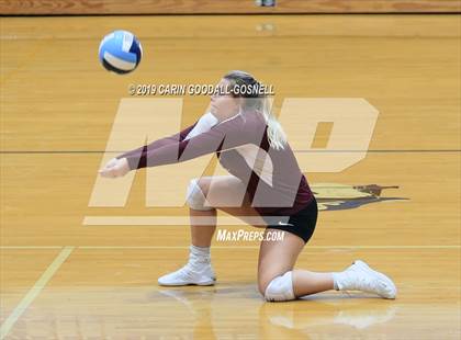 Thumbnail 1 in West Carteret vs Dixon (Joseph L. Beasley Spikefest) photogallery.