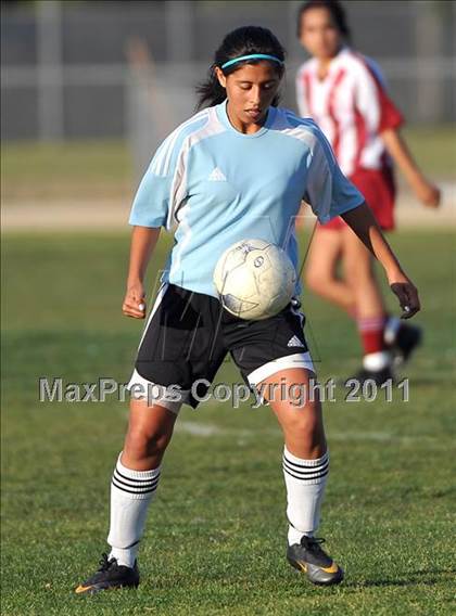 Thumbnail 3 in Bell Gardens @ Arroyo (CIF SS Playoffs) photogallery.