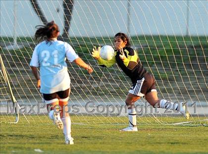 Thumbnail 2 in Bell Gardens @ Arroyo (CIF SS Playoffs) photogallery.