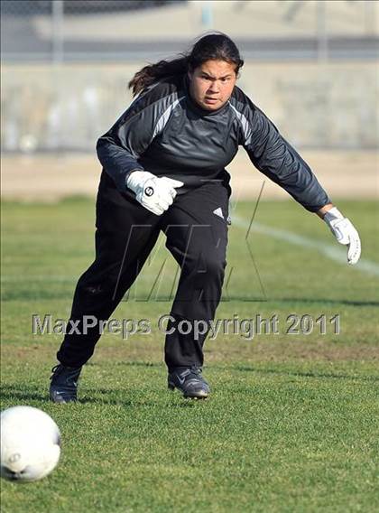 Thumbnail 2 in Bell Gardens @ Arroyo (CIF SS Playoffs) photogallery.