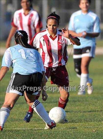Thumbnail 1 in Bell Gardens @ Arroyo (CIF SS Playoffs) photogallery.