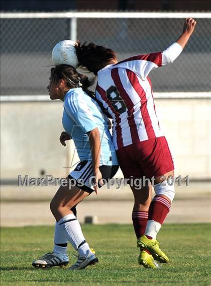 Thumbnail 3 in Bell Gardens @ Arroyo (CIF SS Playoffs) photogallery.