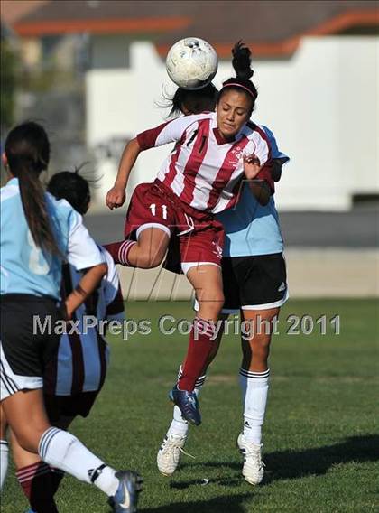 Thumbnail 1 in Bell Gardens @ Arroyo (CIF SS Playoffs) photogallery.