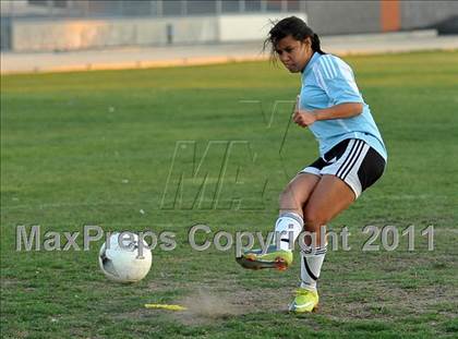 Thumbnail 2 in Bell Gardens @ Arroyo (CIF SS Playoffs) photogallery.