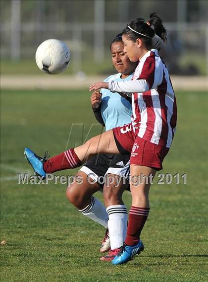 Thumbnail 1 in Bell Gardens @ Arroyo (CIF SS Playoffs) photogallery.