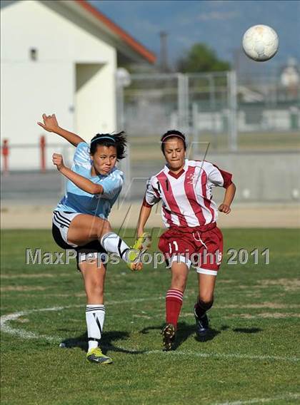 Thumbnail 2 in Bell Gardens @ Arroyo (CIF SS Playoffs) photogallery.