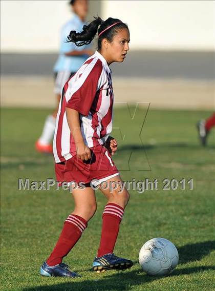 Thumbnail 1 in Bell Gardens @ Arroyo (CIF SS Playoffs) photogallery.