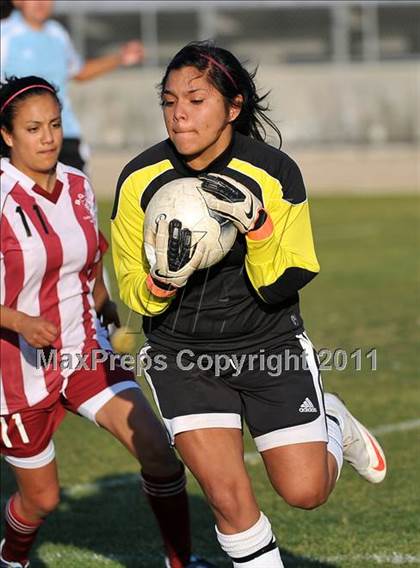 Thumbnail 3 in Bell Gardens @ Arroyo (CIF SS Playoffs) photogallery.