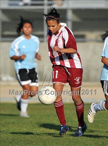 Thumbnail 2 in Bell Gardens @ Arroyo (CIF SS Playoffs) photogallery.