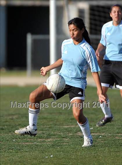 Thumbnail 3 in Bell Gardens @ Arroyo (CIF SS Playoffs) photogallery.
