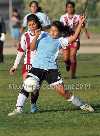 Thumbnail 2 in Bell Gardens @ Arroyo (CIF SS Playoffs) photogallery.