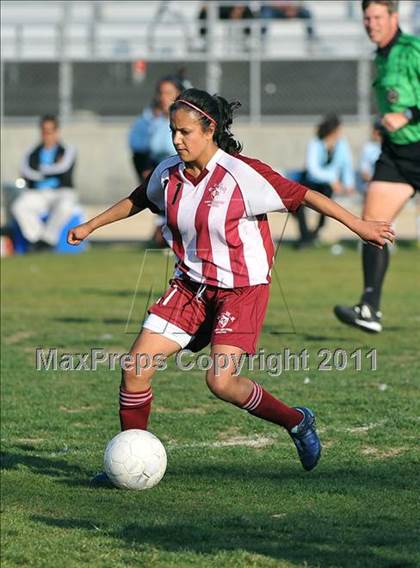Thumbnail 2 in Bell Gardens @ Arroyo (CIF SS Playoffs) photogallery.