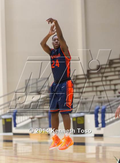 Thumbnail 1 in Brandeis vs. Southwest (SAISD Tournament) photogallery.