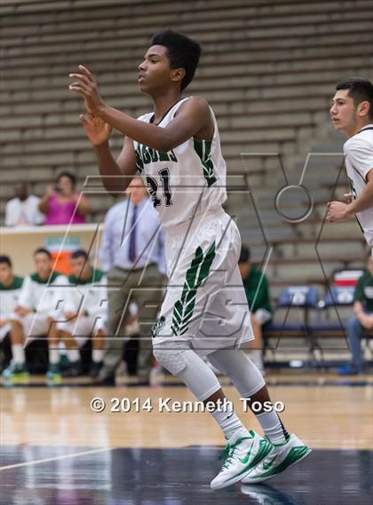 Thumbnail 3 in Brandeis vs. Southwest (SAISD Tournament) photogallery.