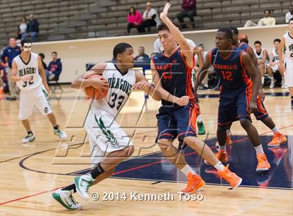 Thumbnail 3 in Brandeis vs. Southwest (SAISD Tournament) photogallery.