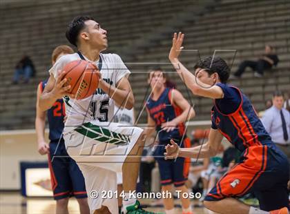 Thumbnail 3 in Brandeis vs. Southwest (SAISD Tournament) photogallery.