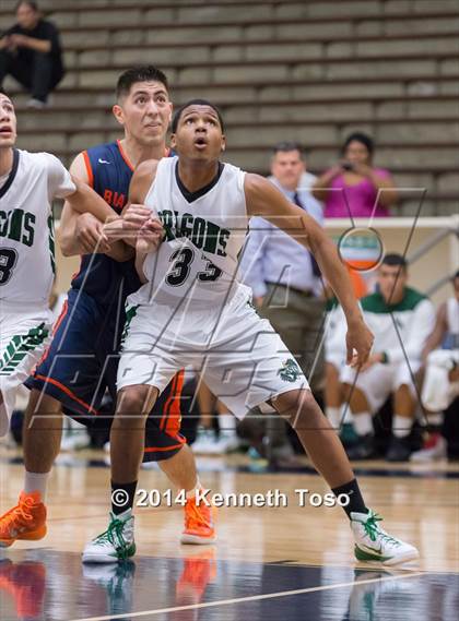 Thumbnail 2 in Brandeis vs. Southwest (SAISD Tournament) photogallery.