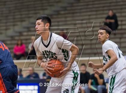 Thumbnail 3 in Brandeis vs. Southwest (SAISD Tournament) photogallery.