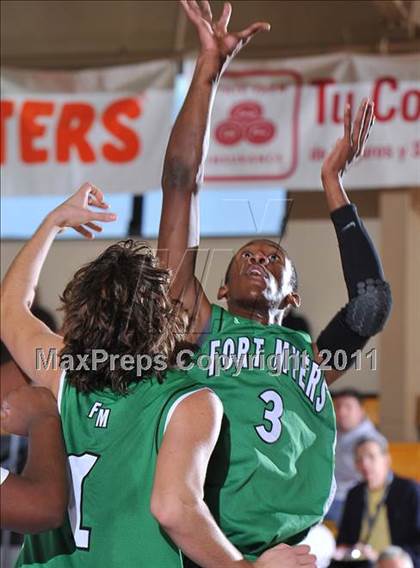 Thumbnail 3 in Fort Myers vs. Bishop Gorman (City of Palms Clasic) photogallery.