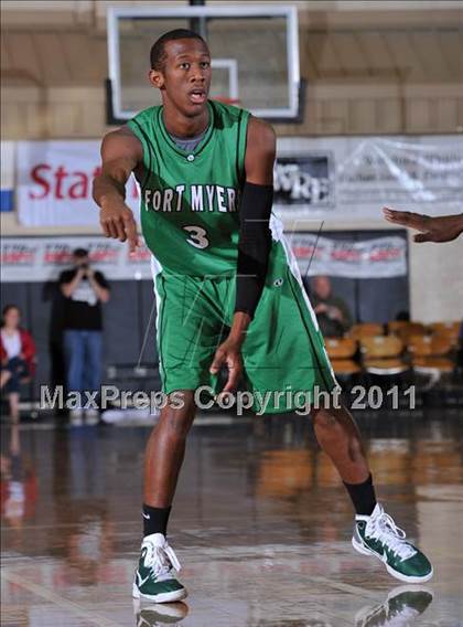 Thumbnail 1 in Fort Myers vs. Bishop Gorman (City of Palms Clasic) photogallery.