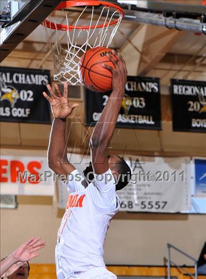 Thumbnail 2 in Fort Myers vs. Bishop Gorman (City of Palms Clasic) photogallery.