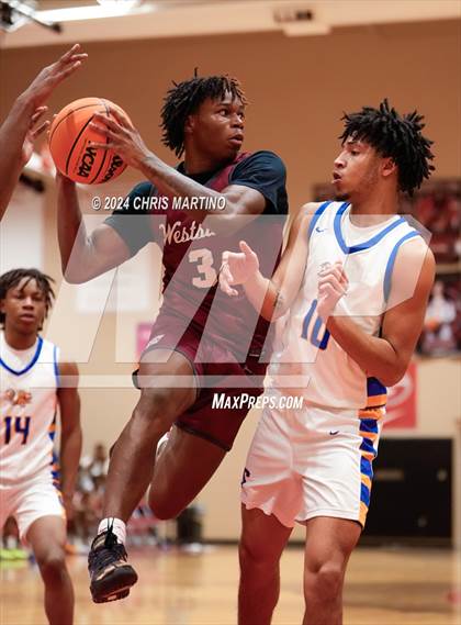 Thumbnail 1 in Westside vs Sumter (Poinsettia Classic) photogallery.