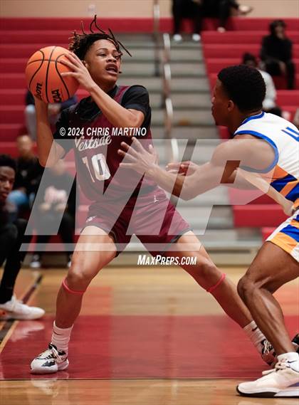 Thumbnail 2 in Westside vs Sumter (Poinsettia Classic) photogallery.