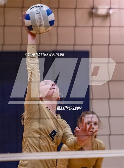 Thumbnail 3 in Fayetteville Academy vs Northwood Temple Academy (NCISAA 2A State Second Round) photogallery.