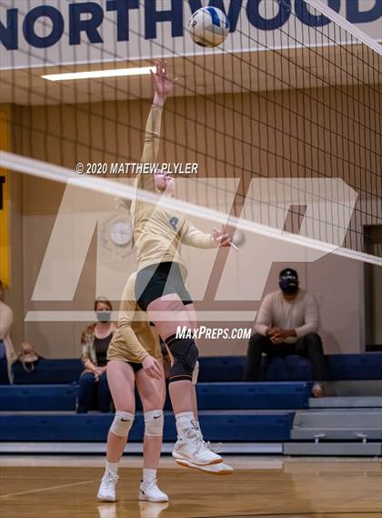 Thumbnail 2 in Fayetteville Academy vs Northwood Temple Academy (NCISAA 2A State Second Round) photogallery.
