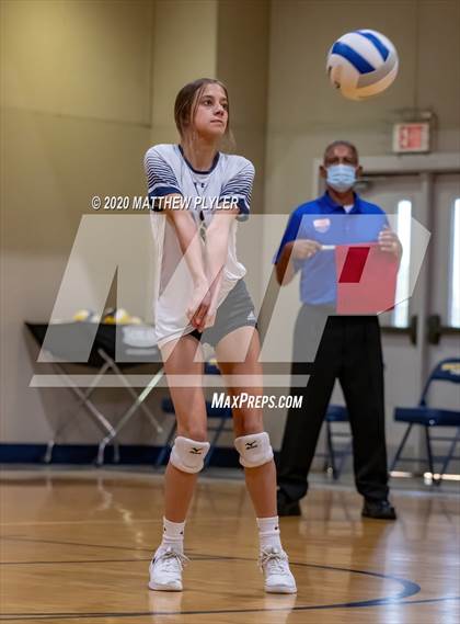 Thumbnail 3 in Fayetteville Academy vs Northwood Temple Academy (NCISAA 2A State Second Round) photogallery.