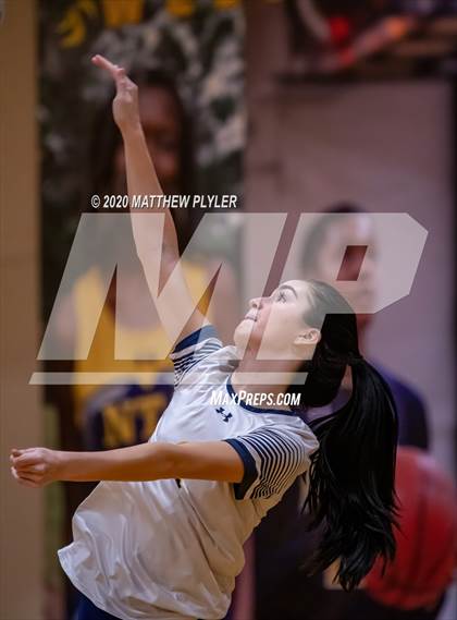 Thumbnail 2 in Fayetteville Academy vs Northwood Temple Academy (NCISAA 2A State Second Round) photogallery.