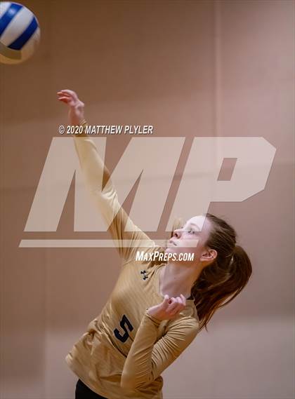 Thumbnail 3 in Fayetteville Academy vs Northwood Temple Academy (NCISAA 2A State Second Round) photogallery.
