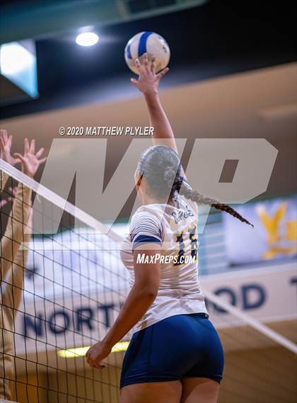 Thumbnail 2 in Fayetteville Academy vs Northwood Temple Academy (NCISAA 2A State Second Round) photogallery.