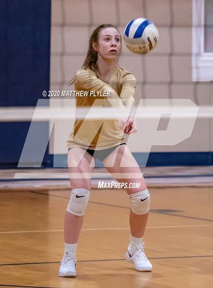 Thumbnail 2 in Fayetteville Academy vs Northwood Temple Academy (NCISAA 2A State Second Round) photogallery.