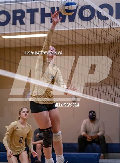 Thumbnail 2 in Fayetteville Academy vs Northwood Temple Academy (NCISAA 2A State Second Round) photogallery.