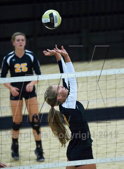 Thumbnail 3 in Pope vs. Sequoyah photogallery.