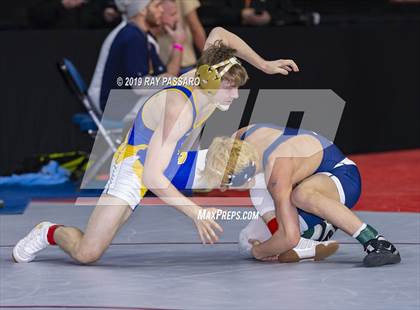 Thumbnail 1 in NYSPHSAA D1 Wrestling Championships (Semifinals 99 -126 lbs) photogallery.