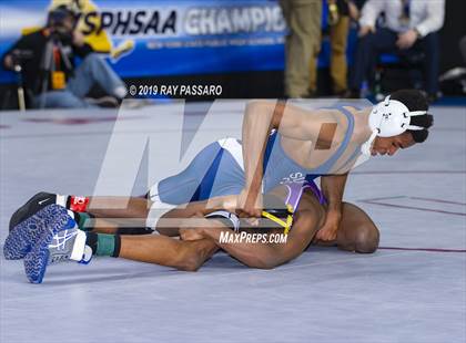 Thumbnail 3 in NYSPHSAA D1 Wrestling Championships (Semifinals 99 -126 lbs) photogallery.