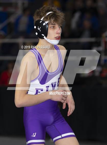 Thumbnail 1 in NYSPHSAA D1 Wrestling Championships (Semifinals 99 -126 lbs) photogallery.