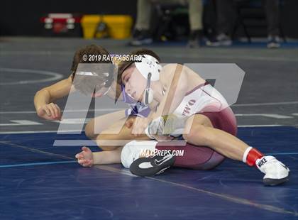 Thumbnail 3 in NYSPHSAA D1 Wrestling Championships (Semifinals 99 -126 lbs) photogallery.