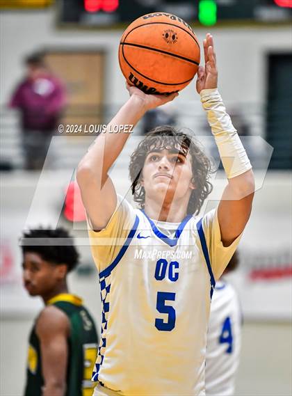 Thumbnail 2 in O'Connor @ Damien (Damien Classic) photogallery.