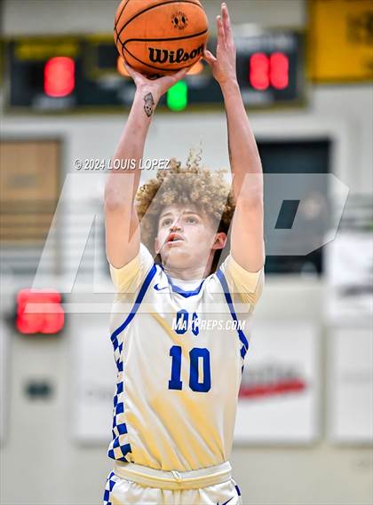 Thumbnail 1 in O'Connor @ Damien (Damien Classic) photogallery.