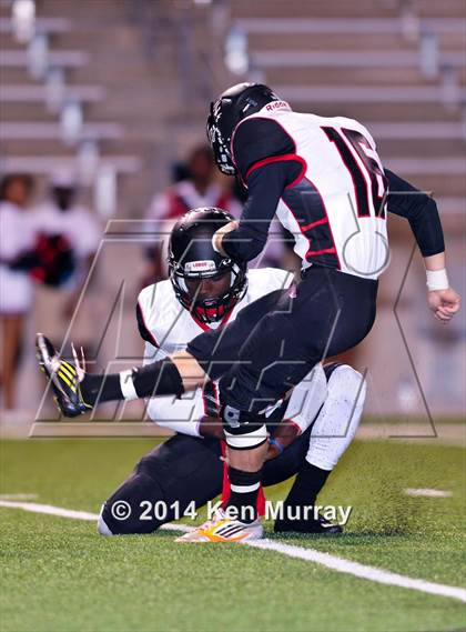 Thumbnail 2 in Langham Creek vs Cy Springs photogallery.