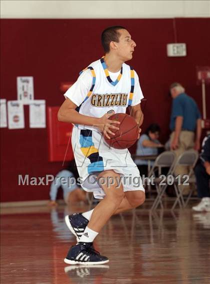 Thumbnail 3 in Los Osos vs. Desert Hot Springs (MaxPreps Holiday Classic) photogallery.