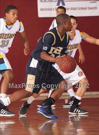 Thumbnail 1 in Los Osos vs. Desert Hot Springs (MaxPreps Holiday Classic) photogallery.