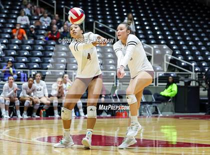 Thumbnail 3 in Grand Oaks vs. Cinco Ranch (UIL 6A Volleyball Final) photogallery.