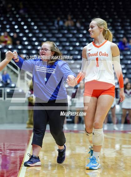 Thumbnail 2 in Grand Oaks vs. Cinco Ranch (UIL 6A Volleyball Final) photogallery.